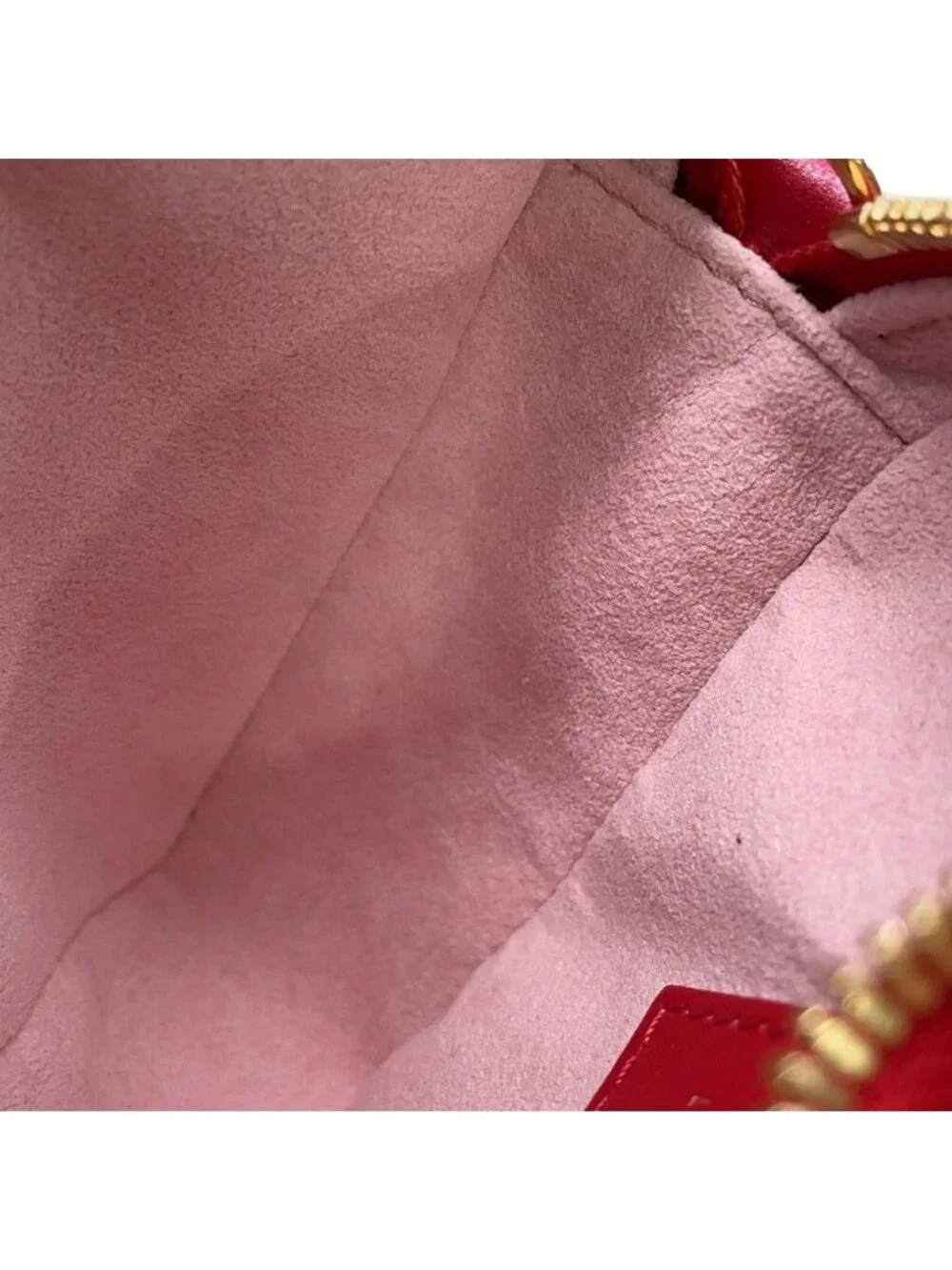 Louis Vuitton Chain Shoulder Bag Monogram Heart on Lambskin